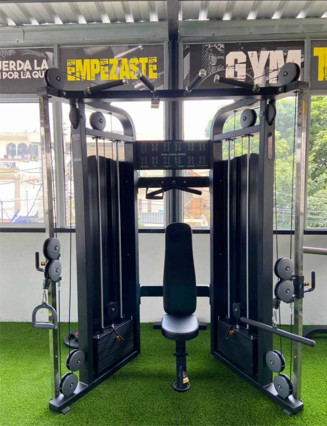 Gimnasio de sistema de polea de cable de peso: Ecuador